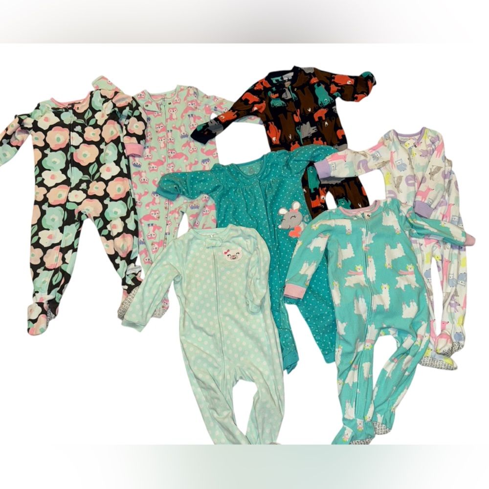 Lot of 7 Carter’s Pajama Onesies!!!! Mostly 24 Month-2T
